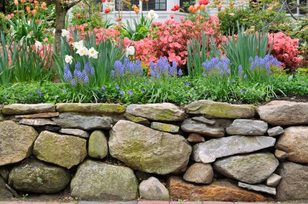 Garden Wall Installation in Federal Way